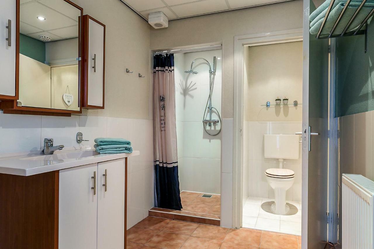 Sfeervol 6 Persoons Appartement - Van Alle Gemakken Voorzien! Bakkeveen Zewnętrze zdjęcie